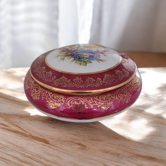 Vintage 1970's 6" French Limoges Floral Trinket or candy Dish w/ Lid - Picture 10 of 10